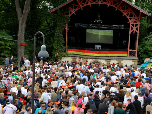 Public Viewings Fussball WM Deutschland Portugal 16.6.2014 – Foto 42