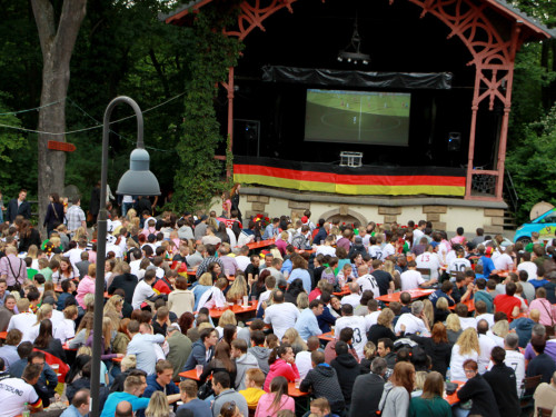 Public Viewings Fussball WM Deutschland Portugal 16.6.2014 – Foto 43