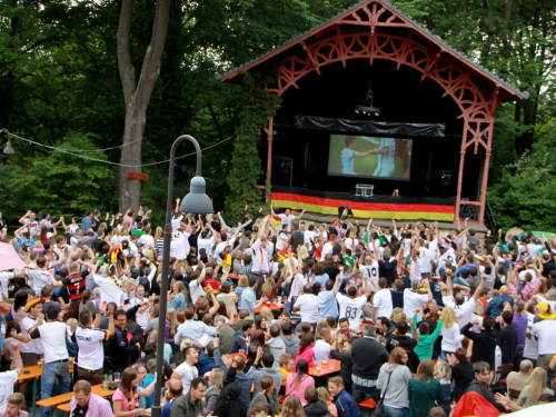Public Viewings Fussball WM Deutschland Portugal 16.6.2014 – Foto 45