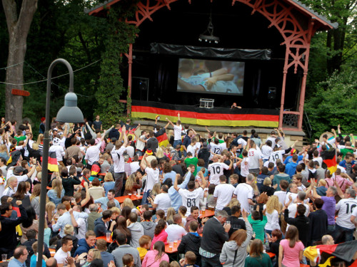 Public Viewings Fussball WM Deutschland Portugal 16.6.2014 – Foto 53
