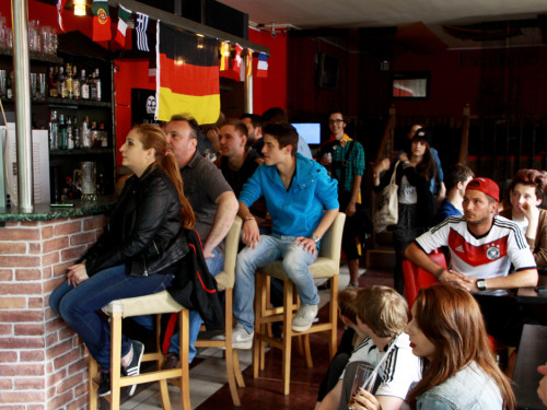 Public Viewings Fussball WM Deutschland Portugal – Foto 2