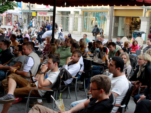 Public Viewings Fussball WM Deutschland Portugal – Foto 10