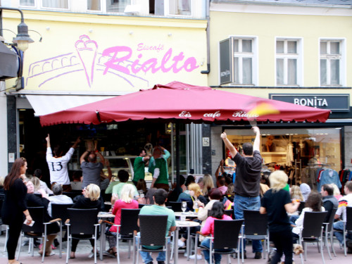 Public Viewings Fussball WM Deutschland Portugal – Foto 39