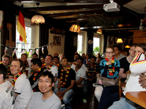 Public Viewings Fussball WM Deutschland Portugal – Foto 51
