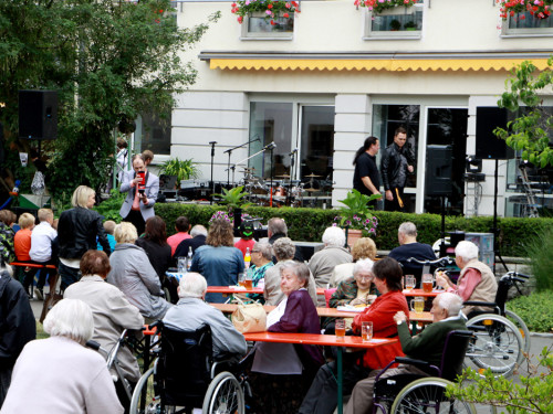 Sommerfest Abends mit Band Obacht 21.6.2014 – Foto 44