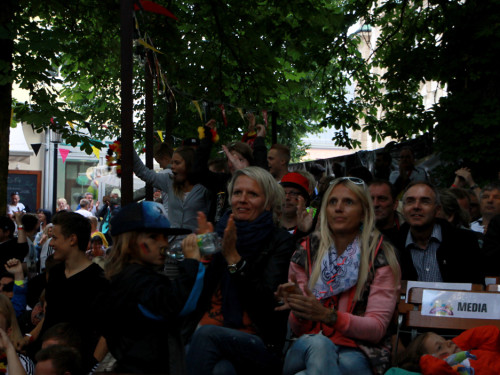 Public Viewings Fussball WM Deutschland USA  – Foto 7