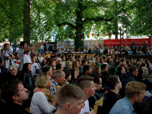Public Viewings Fussball WM Deutschland USA  – Foto 18