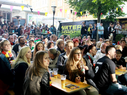 Public Viewings Fussball WM Deutschland USA  – Foto 40