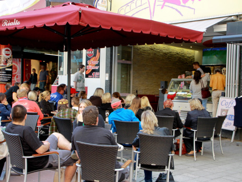 Public Viewings Fussball WM Deutschland USA 26.6.2014 Kneipen – Foto 16