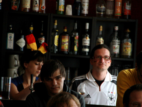 Public Viewings Fussball WM Deutschland USA 26.6.2014 Kneipen – Foto 38