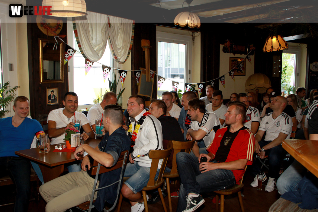 Public Viewings Fussball WM Deutschland USA 26.6.2014 Kneipen