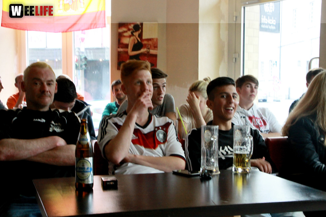 Public Viewings Fussball WM Deutschland USA 26.6.2014 Kneipen