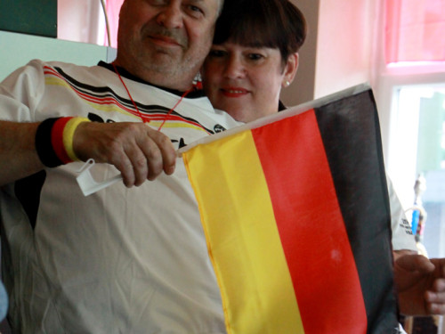 Public Viewings Fussball WM Deutschland USA 26.6.2014 Kneipen – Foto 60