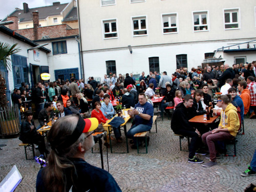 InnenhofKonzerte 2014 mit Exil & Silverslide bei Kfz Werkstatt Von-der-Tann-Straße  – Foto 26