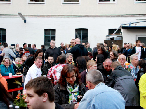 InnenhofKonzerte 2014 mit Exil & Silverslide bei Kfz Werkstatt Von-der-Tann-Straße  – Foto 33