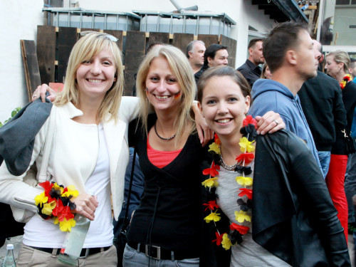 InnenhofKonzerte 2014 mit Exil & Silverslide bei Kfz Werkstatt Von-der-Tann-Straße  – Foto 52