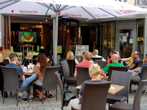Public Viewings Fussball WM Viertelfinale Deutschland Frankreich – Foto 50