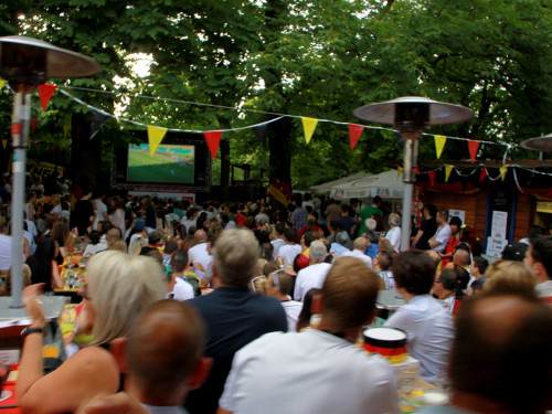 Public Viewings Fussball WM Viertelfinale Deutschland Frankreich 4.7.2014 – Foto 3