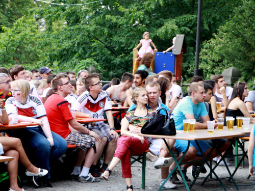 Public Viewings Fussball WM Viertelfinale Deutschland Frankreich – Foto 5