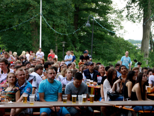 Public Viewings Fussball WM Viertelfinale Deutschland Frankreich – Foto 10