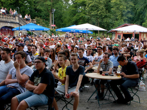 Public Viewings Fussball WM Viertelfinale Deutschland Frankreich – Foto 14