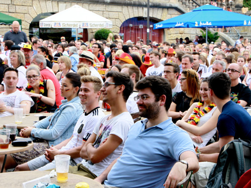 Public Viewings Fussball WM Viertelfinale Deutschland Frankreich – Foto 21