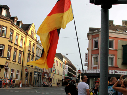 Public Viewings Fussball WM Viertelfinale Deutschland Frankreich 4.7.2014 Autokorso – Foto 4