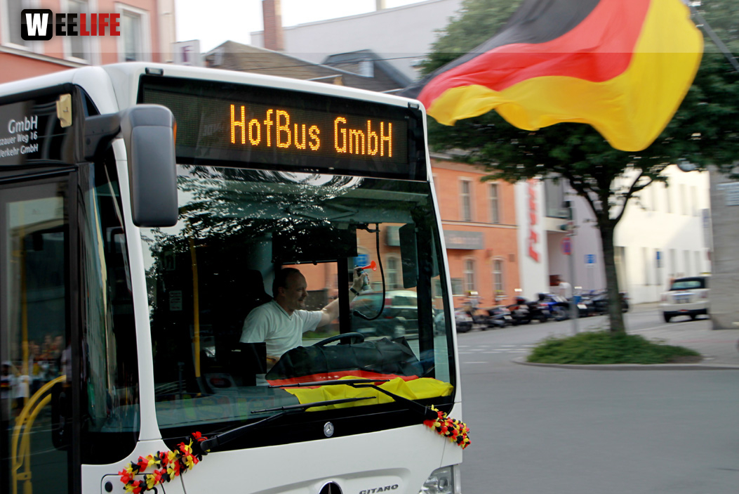 Public Viewings Fussball WM Viertelfinale Deutschland Frankreich 4.7.2014 Autokorso