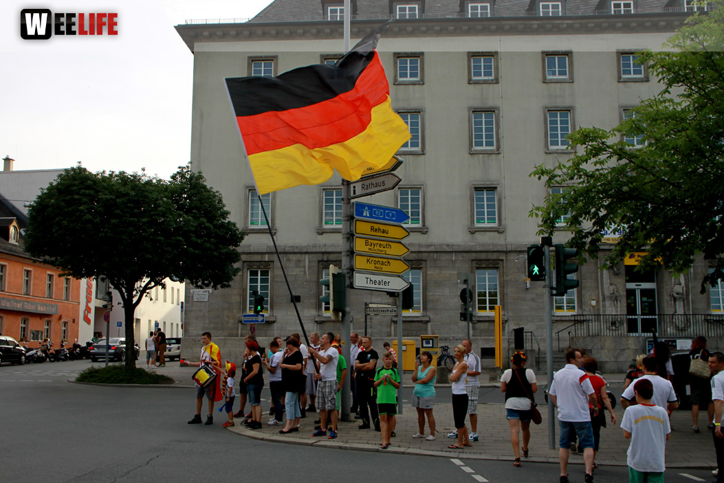 Public Viewings Fussball WM Viertelfinale Deutschland Frankreich 4.7.2014 Autokorso
