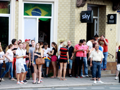 Public Viewings Fussball WM Viertelfinale Deutschland Frankreich 4.7.2014 Autokorso – Foto 14