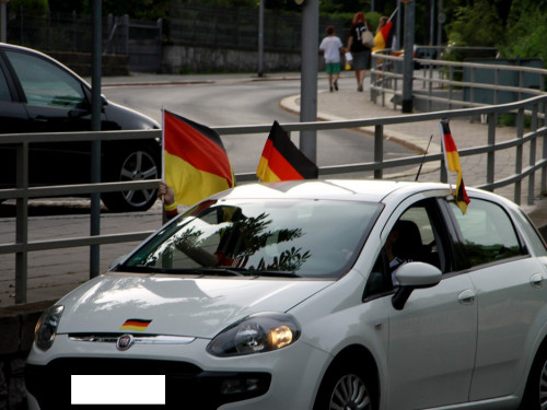 Public Viewings Fussball WM Viertelfinale Deutschland Frankreich 4.7.2014 Autokorso – Foto 22