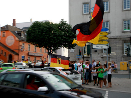 Public Viewings Fussball WM Viertelfinale Deutschland Frankreich 4.7.2014 Autokorso – Foto 26