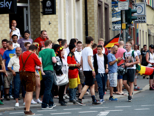 Public Viewings Fussball WM Viertelfinale Deutschland Frankreich 4.7.2014 Autokorso – Foto 30