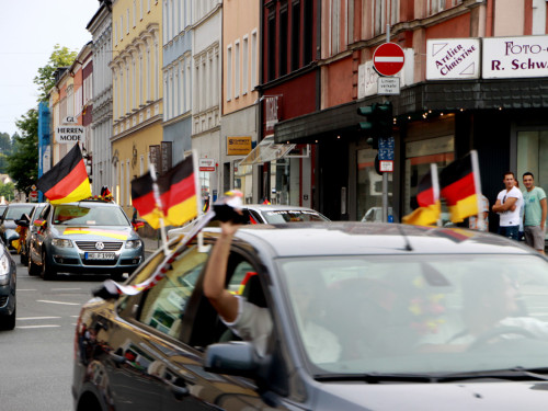 Public Viewings Fussball WM Viertelfinale Deutschland Frankreich 4.7.2014 Autokorso – Foto 54