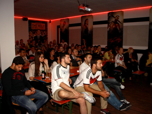 Public Viewings WM Finale Deutschland Argentinien Kneipen – Foto 31