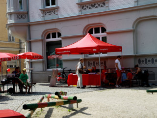 Vorschau des vorherigen Fotos