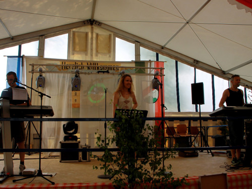 Wiesenfest Berg mit Pina Colada – Foto 2
