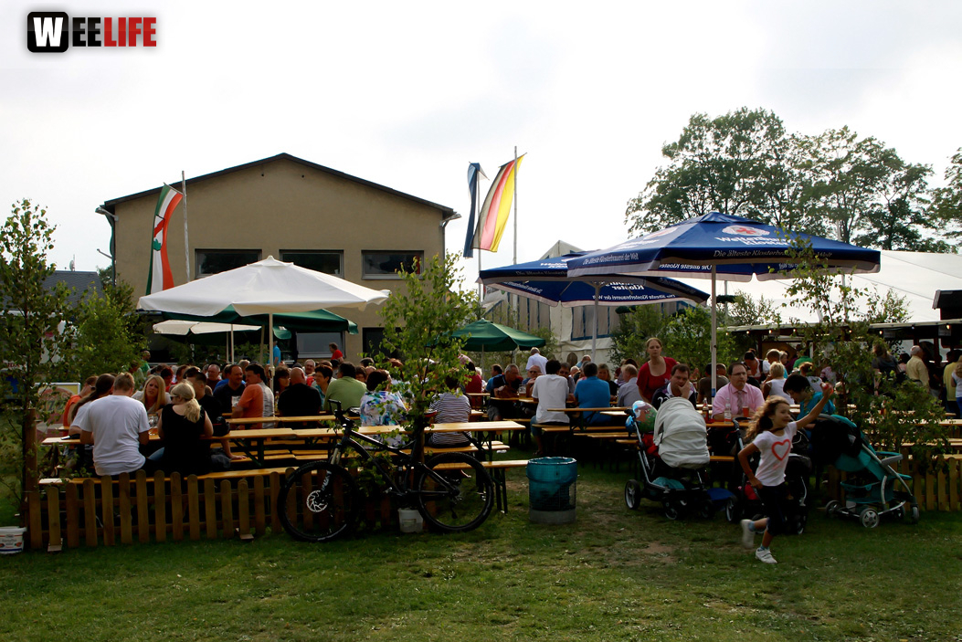 Wiesenfest Berg mit Pina Colada