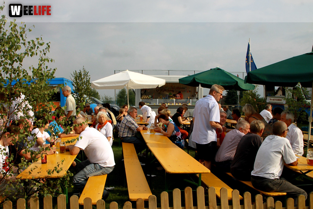 Wiesenfest Berg mit Pina Colada