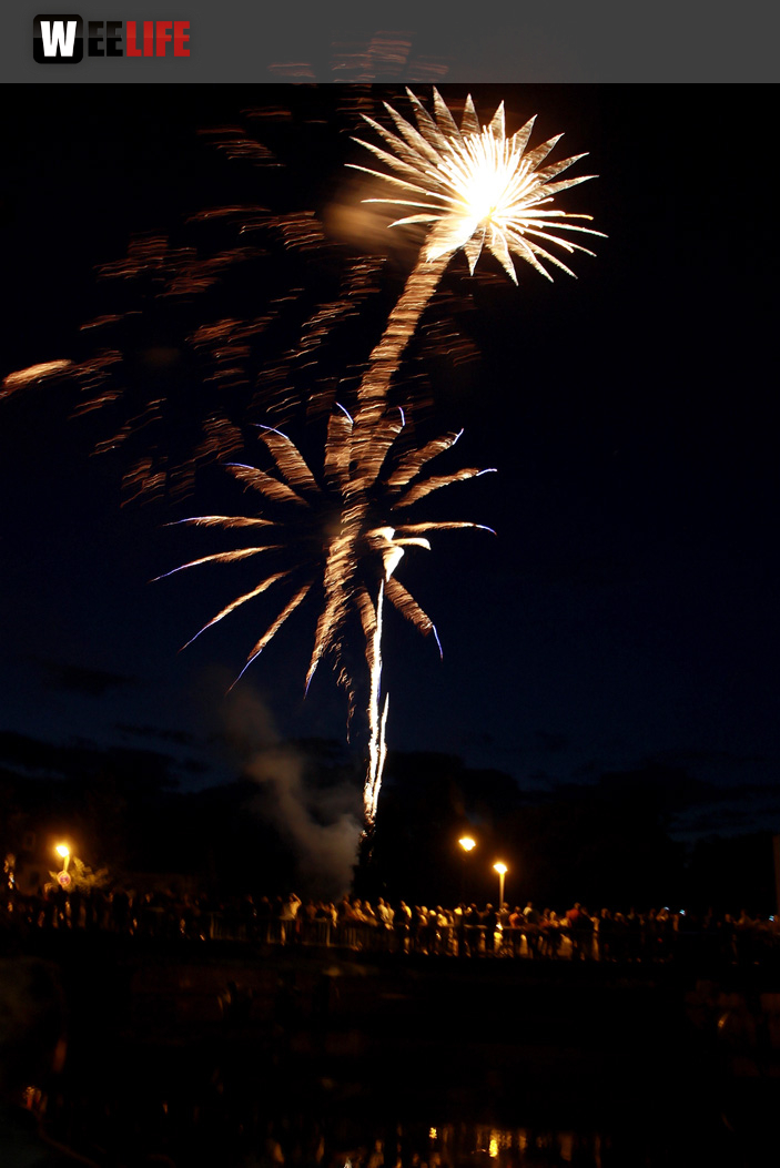 Wiesenfest Selbitz Großes Brillanthöhenfeuerwerk