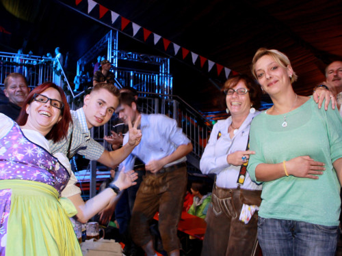 Hofer Volksfest 2014 Abends mit den Stieflziacha – Foto 60