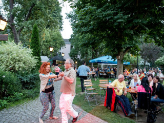 Foto 98056 im Album