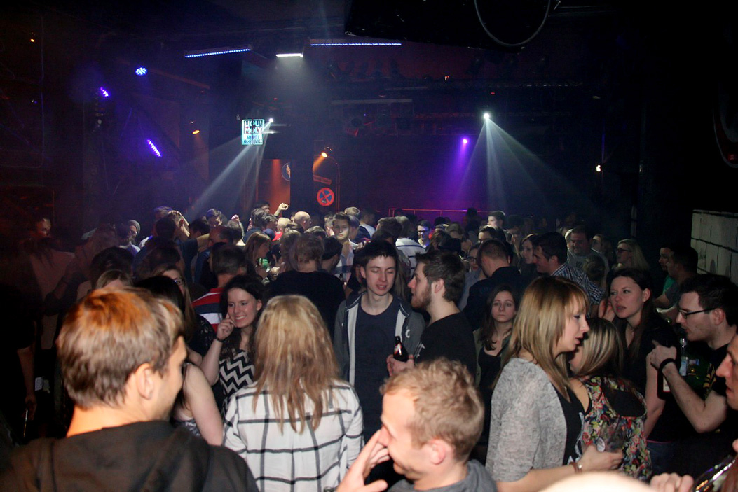 Fotos dieser Veranstaltung: DING DONG PARTY FEIERTAGSAUSGABE