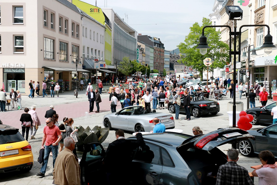 Fotos dieser Veranstaltung: Autoschau Boxenstopp