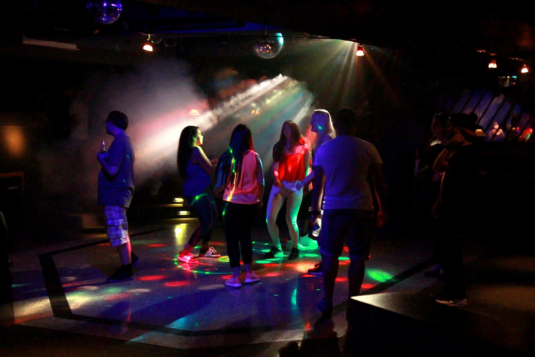 Black Hip Hop Party mit DJ HYPHY
