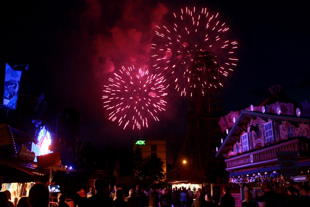 Fotos dieser Veranstaltung: 103. Hofer Volksfest Eröffnungsfeuerwerk