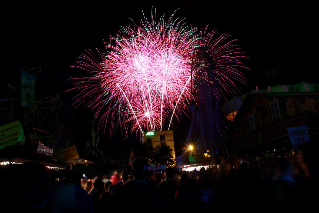 Fotos dieser Veranstaltung: 103. Hofer Volksfest Klangfeuerwerk