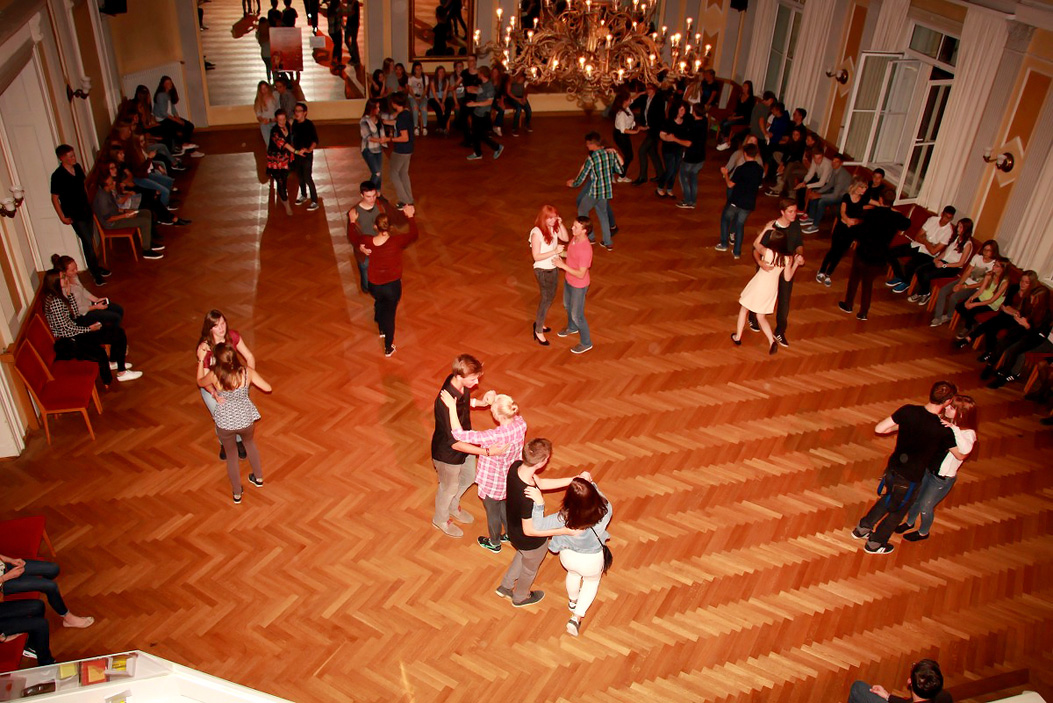 Fotos dieser Veranstaltung: 1. Schülerdiscoparty nach den SommerFerien