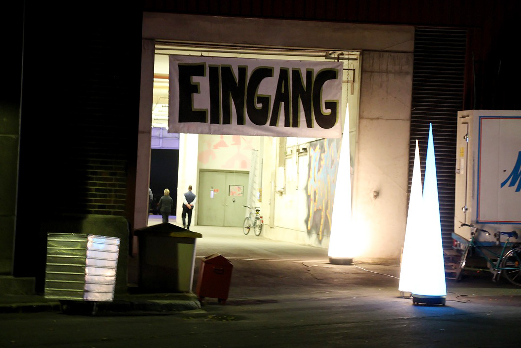 Fotos dieser Veranstaltung: Hoftexplosion Vorbereitung