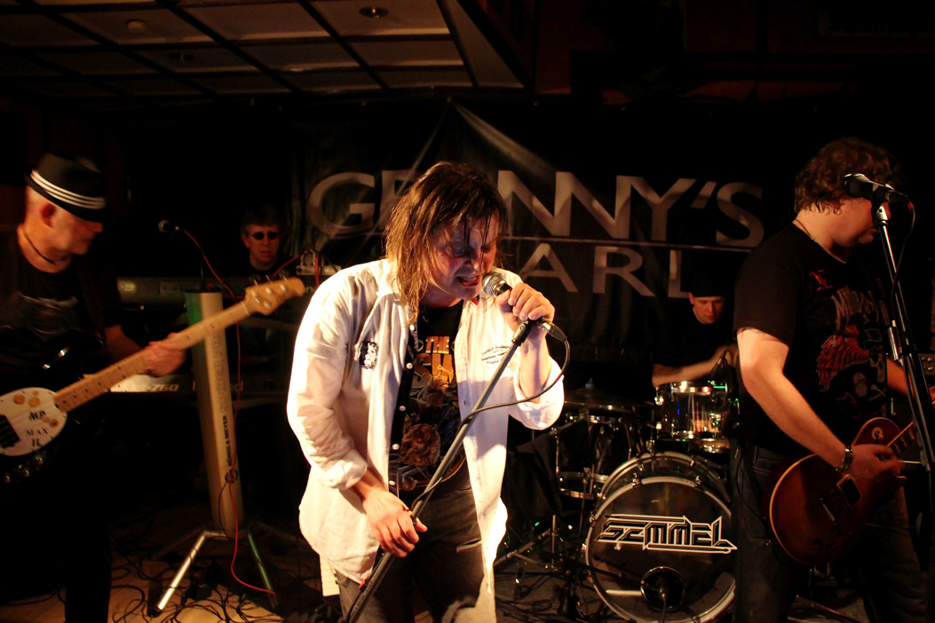 Konzert Granny\'s Pearl